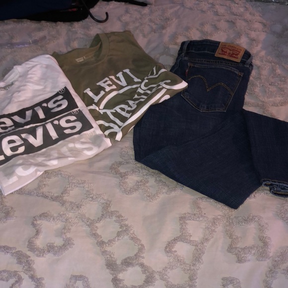 Levi’s bundle - Picture 1 of 5